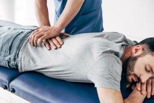 https://izmirfizyoterapi.com/wp-content/uploads/2020/02/How-Chiropractic-Care-Helps-Treat-Sciatica-Pain-4.jpg